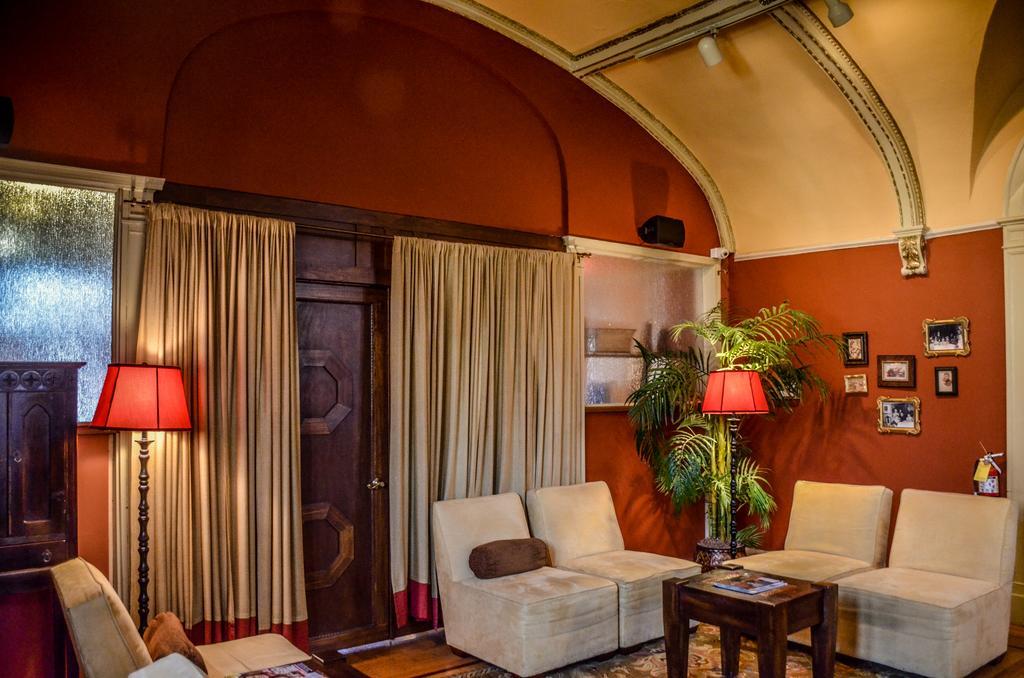 Inn At The Villa 印第安納波利斯 外观 照片